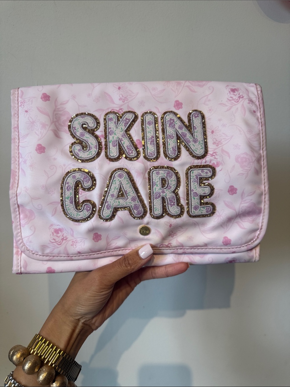 Stoney clover hanging cosmetic bag